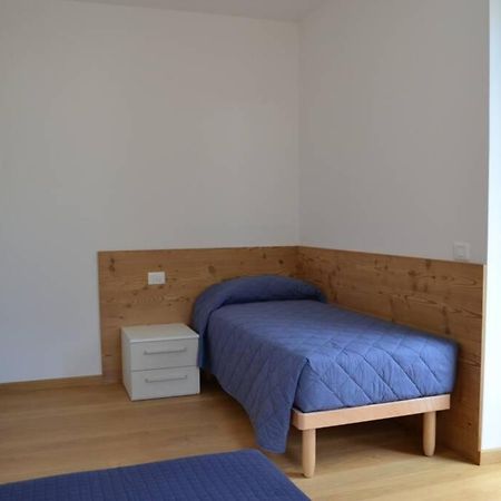 Malè Appartamento Casa Alpi מראה חיצוני תמונה