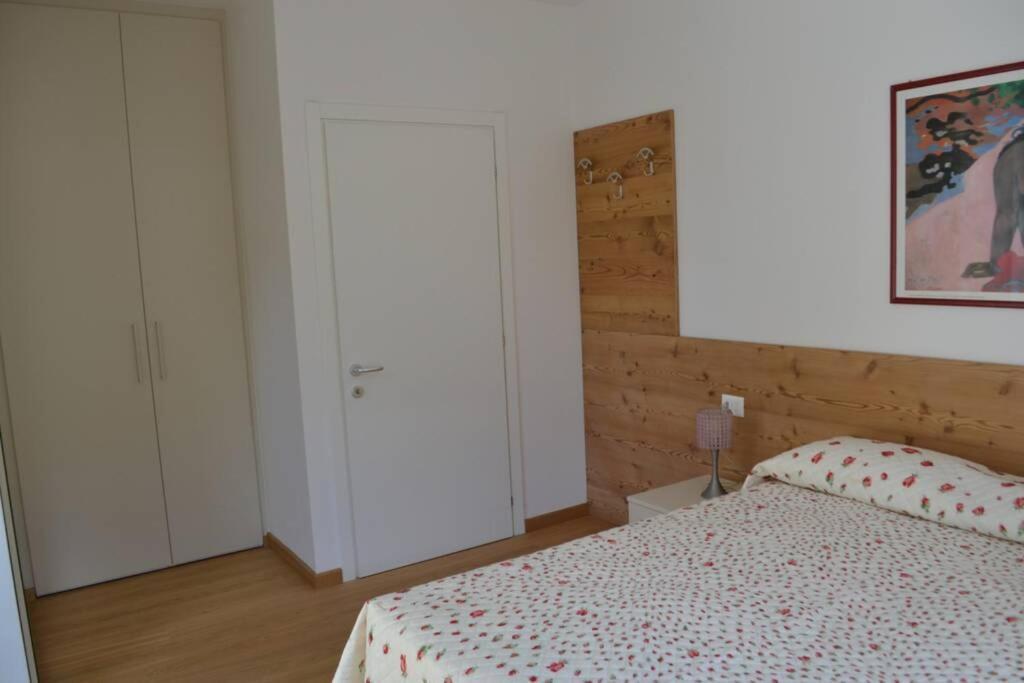 Malè Appartamento Casa Alpi מראה חיצוני תמונה